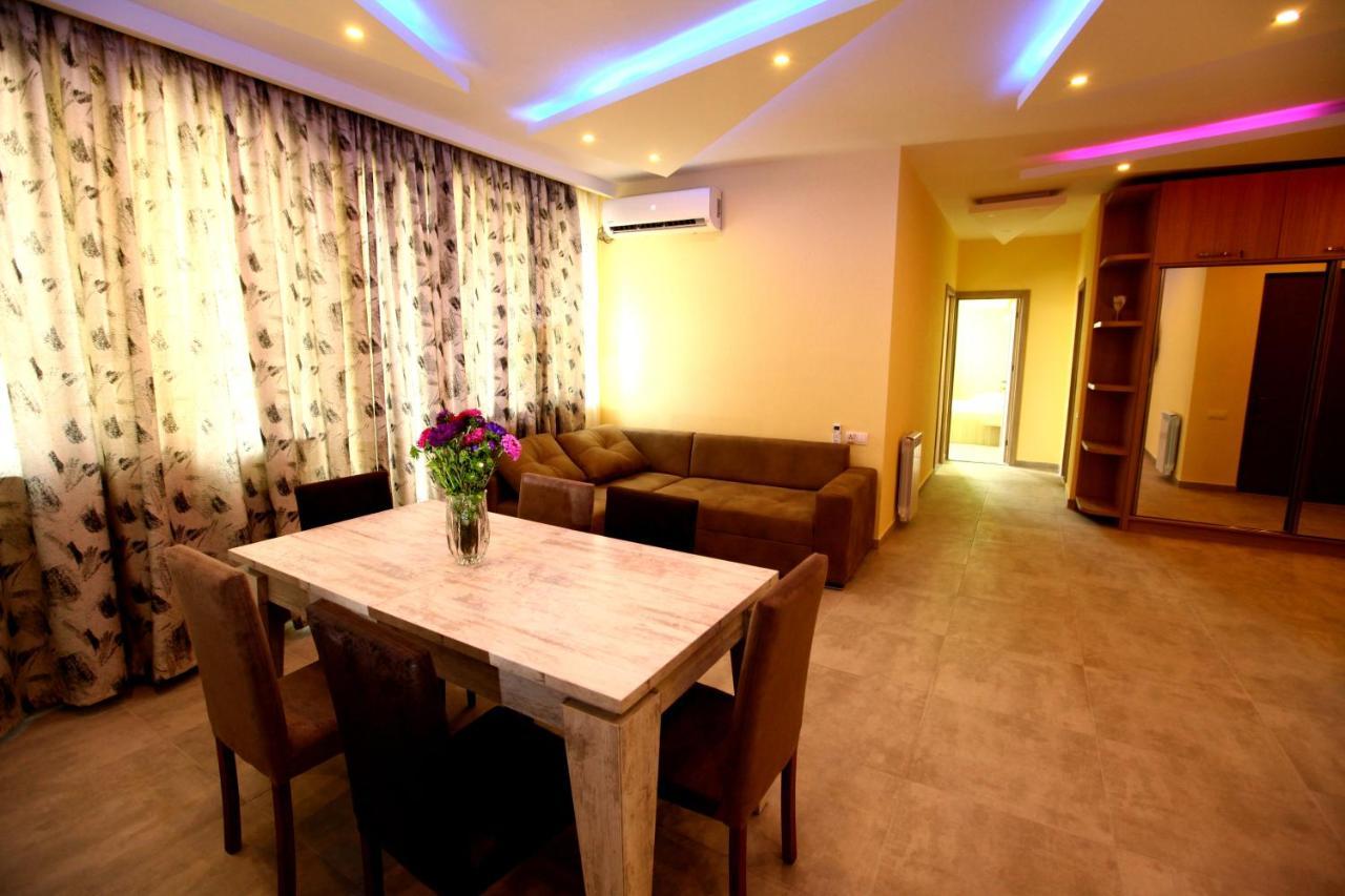 Irakli'S Rooms Τυφλίδα Εξωτερικό φωτογραφία